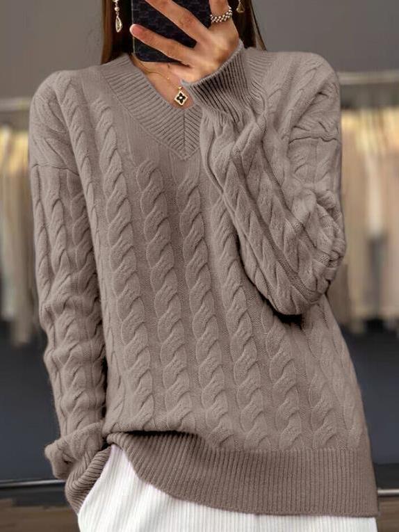 Wanda | Simple and stylish winter sweater