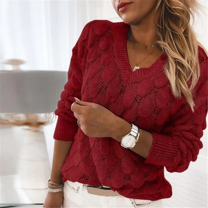 Griselda | Knitted women's sweater with a V-neck