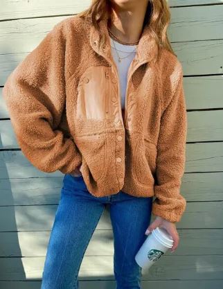 Marta | Timeless and elegant winter clothing