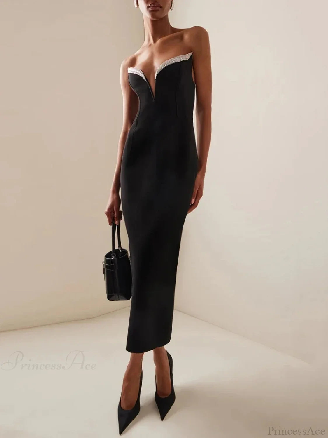 Sexy Strapless V Neck Diamonds Bandage Black Sleeveless Party Dress