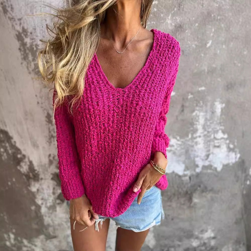 Carolin | Textured crochet sweater with long sleeves and a deep V-neck