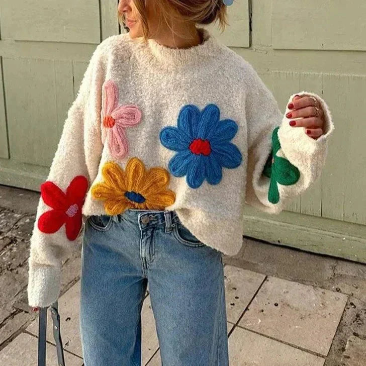 Olga | Sweater with flowers