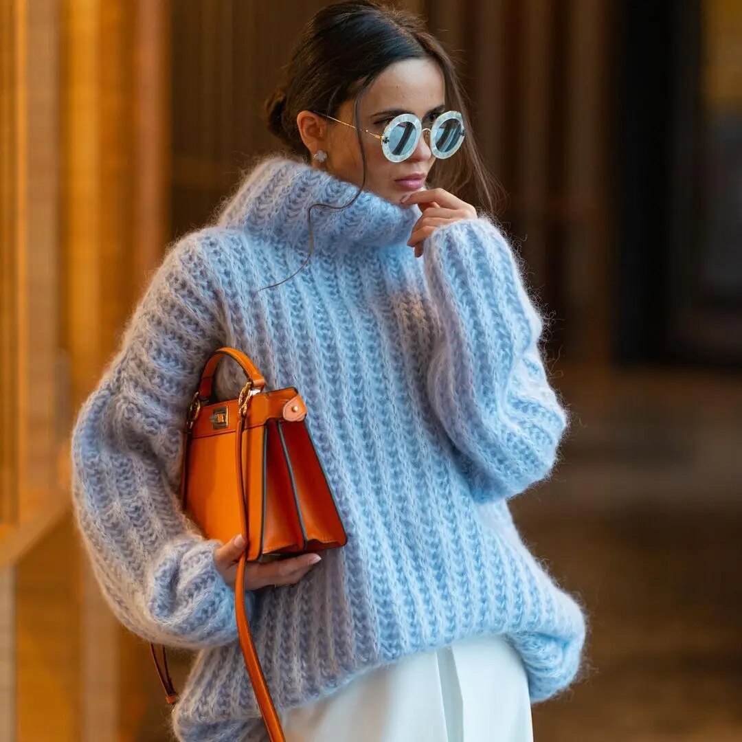 Teodora® | Elegant pullover specifically designed for women